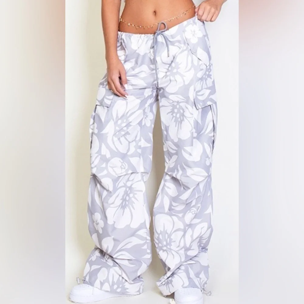 Parachute…Parachute Hibiscus 🌺 Pants - Picture 4 of 6